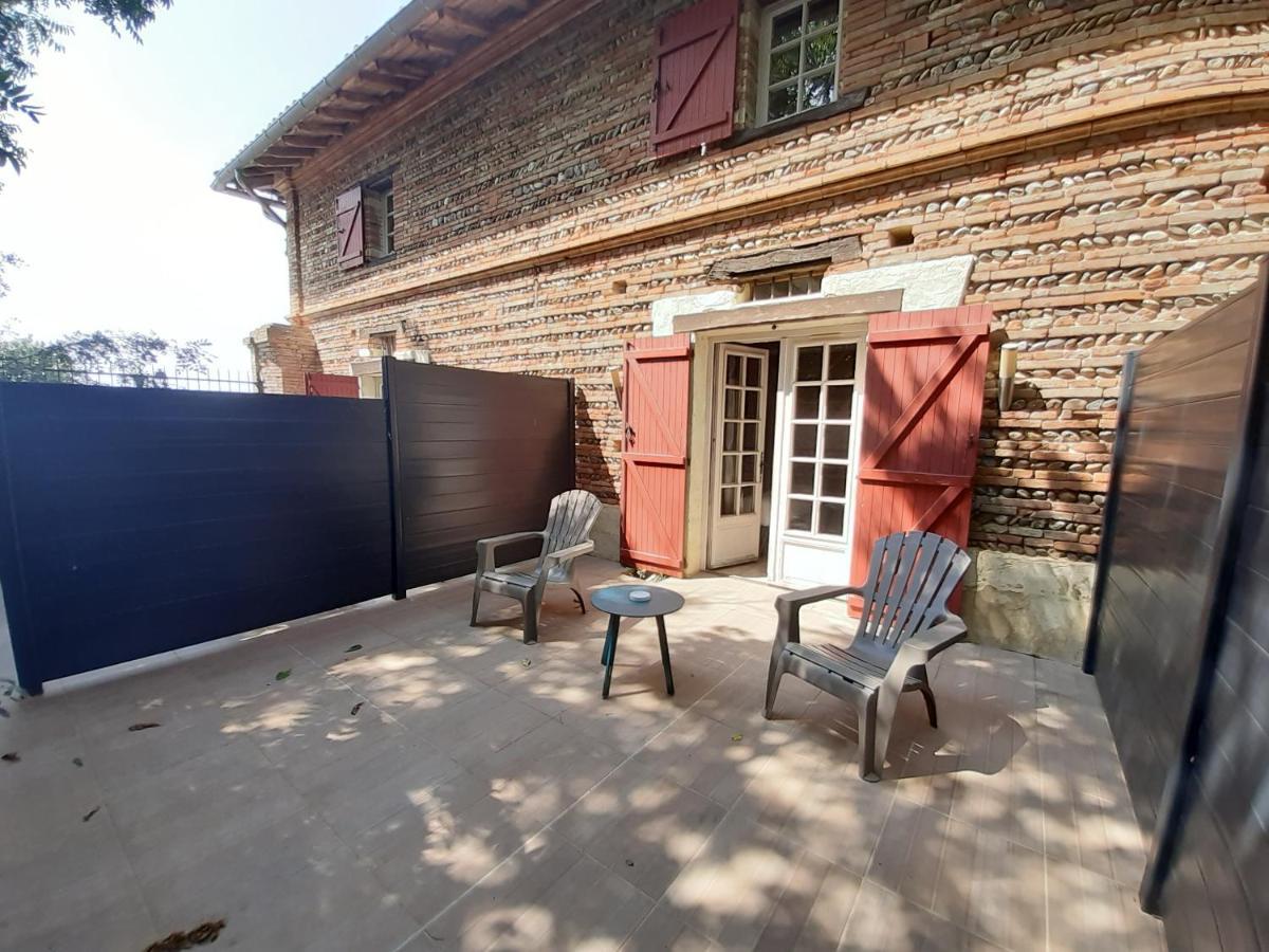 Logis Domaine De Peyrolade Bed & Breakfast Daux Exterior photo